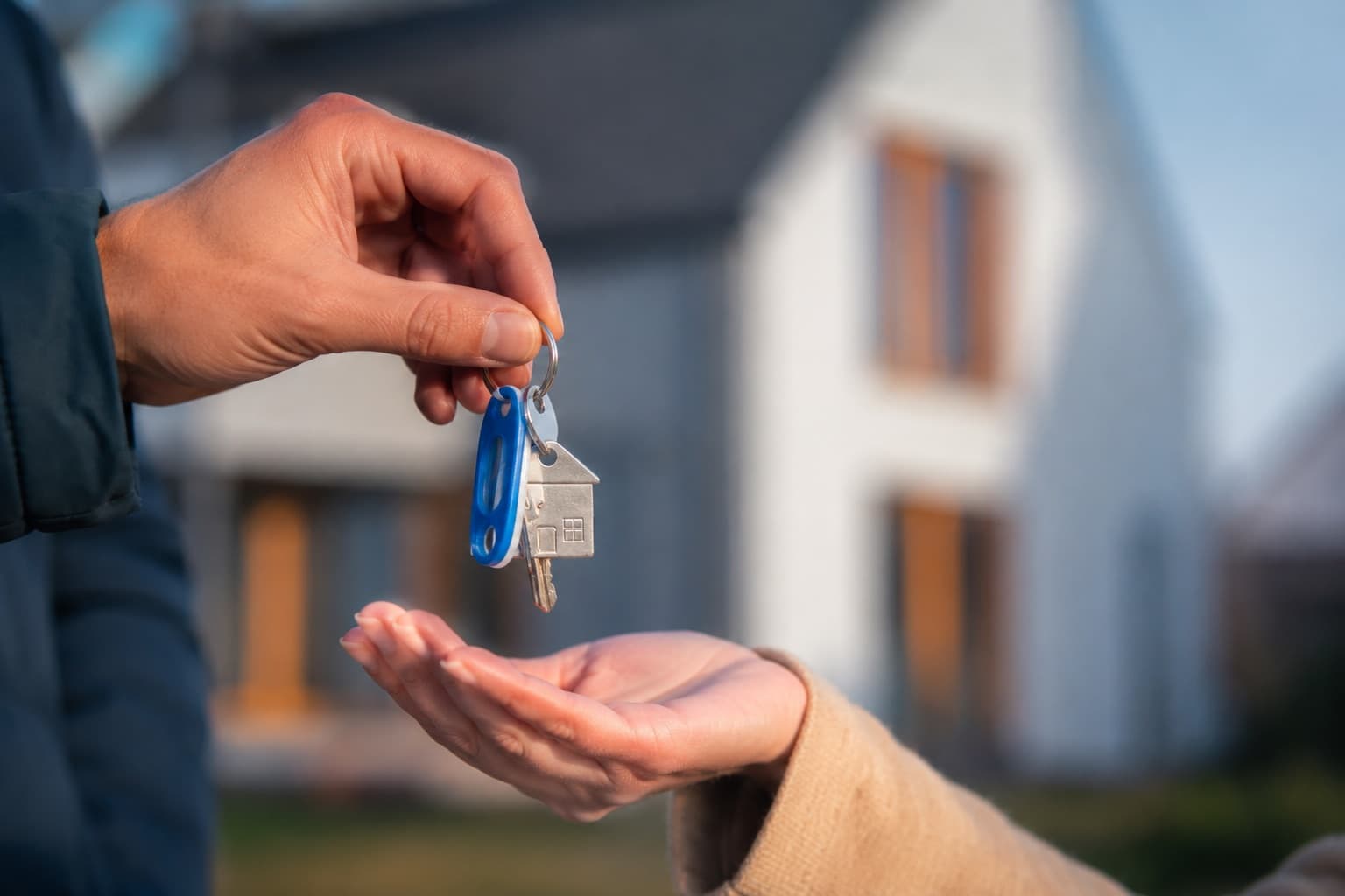 Das eigene Haus richtig absichern: Wohngebäude, Hausrat und mehr